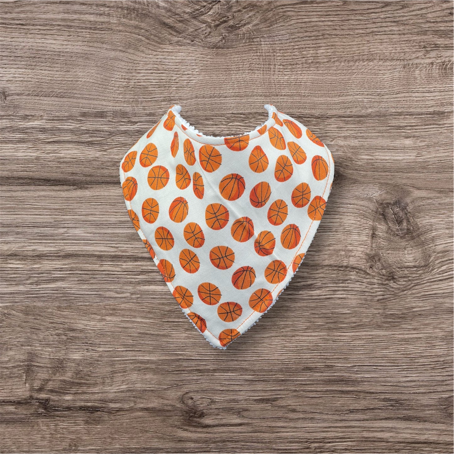 Triangle Bib