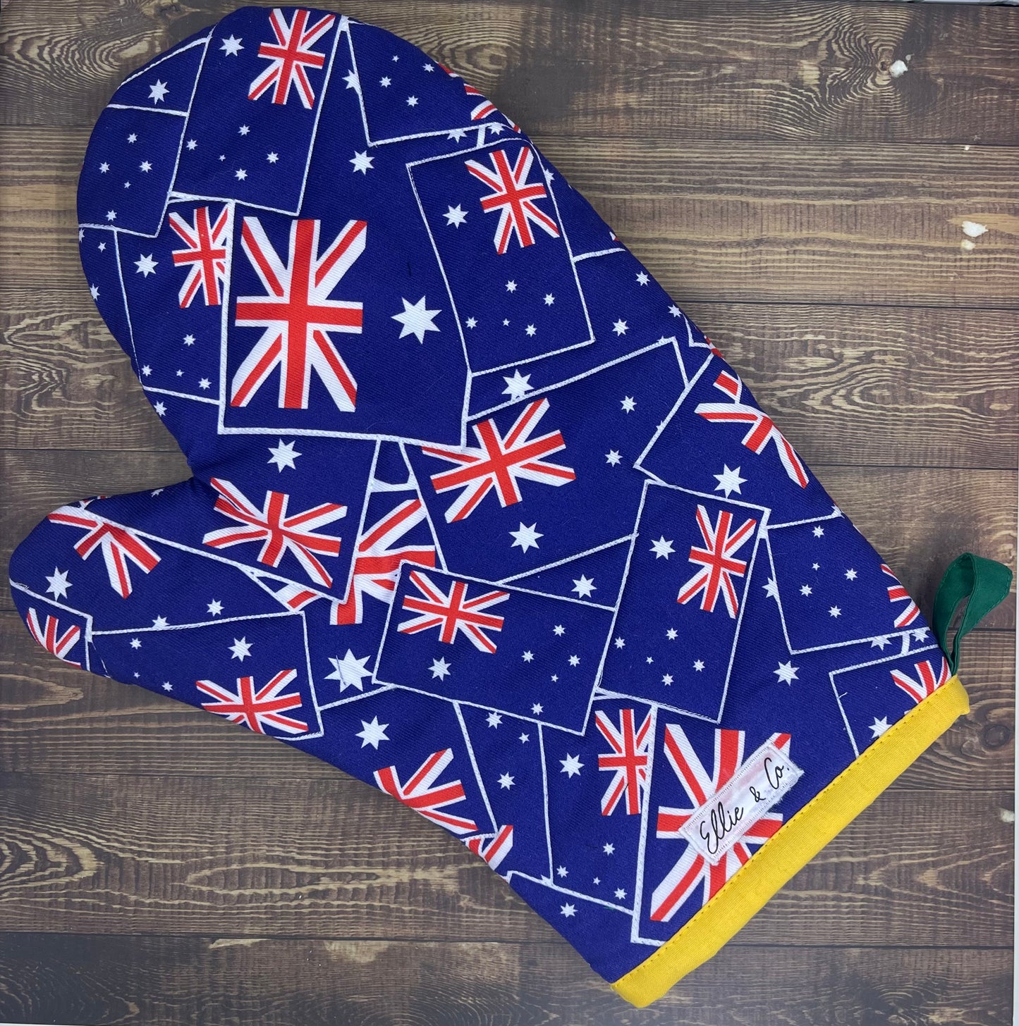 Australia Day 3 Layer Oven/BBQ Mitten